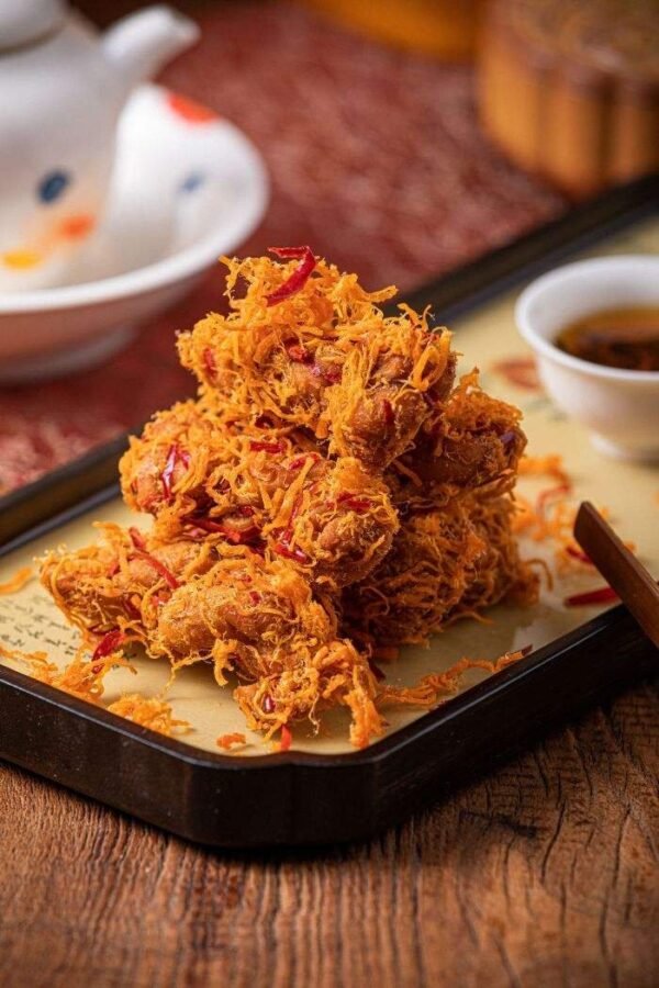 Dried Chicken Floss Twisted Dough with Seaweed & Spicy Flavour