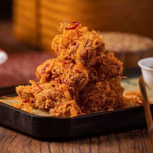 Dried Chicken Floss Twisted Dough with Seaweed & Spicy Flavour
